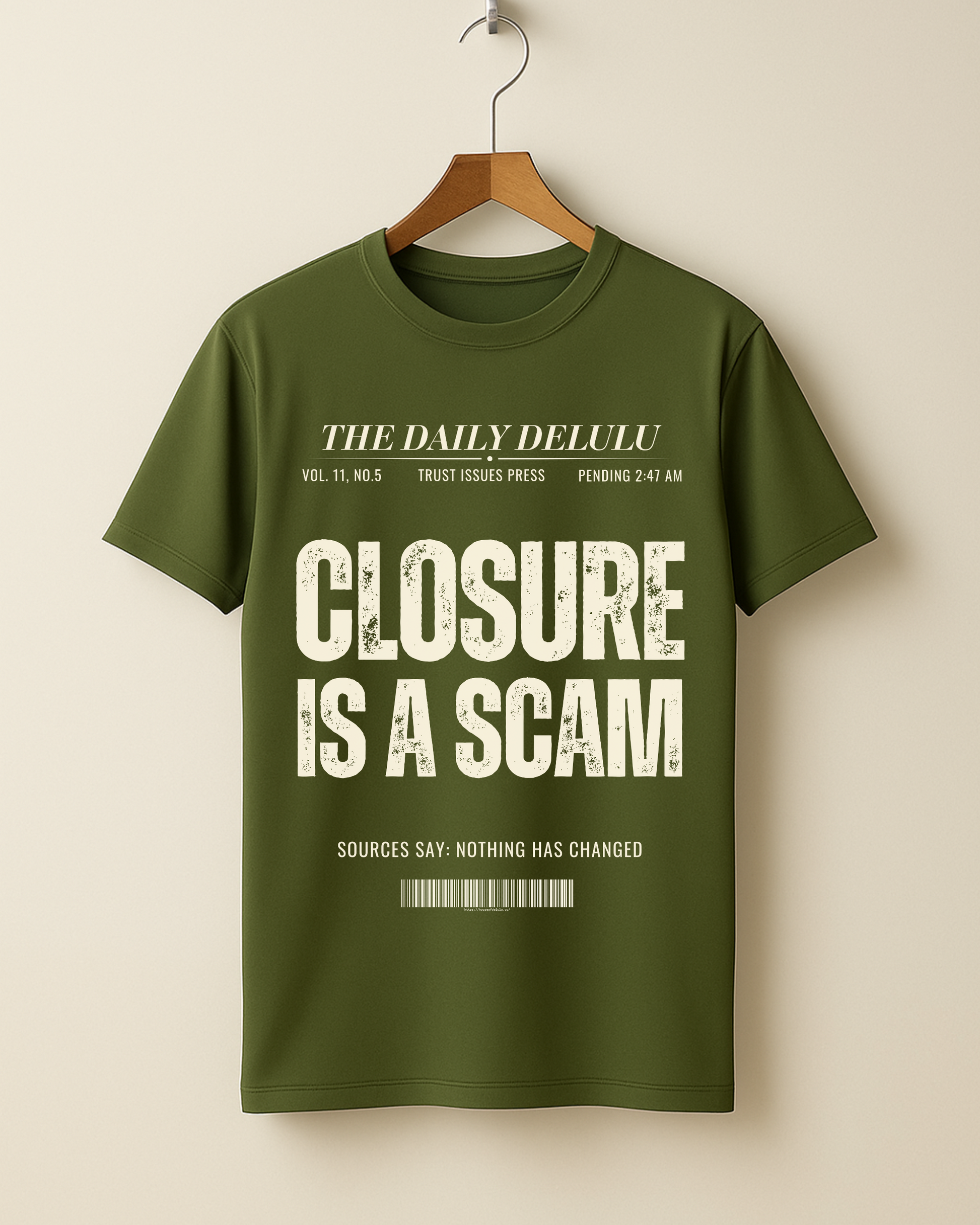 CLOSURE IS A SCAM - Unisex T-shirt